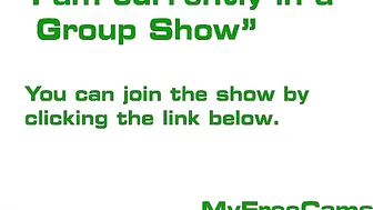 porn blonde chick masturbates pussy