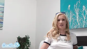 Bailey Mena gorgeous babe pulls clit