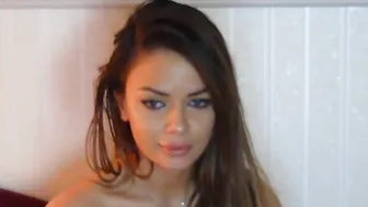 Emanuelle0 fucks herself in red dildo