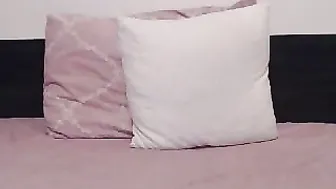 Everlly caresses pussy through panties