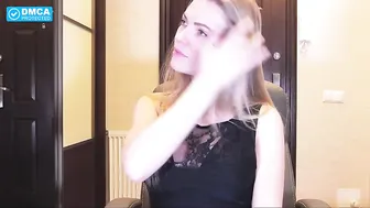 murmur_kati beautiful fingering pussy and showing boobs