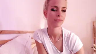 ocicat hot bitches shine small tits on camera