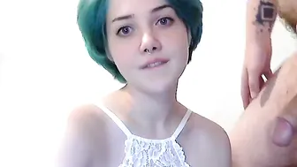 kimbillsweety gorgeous chick fucks cunt with sex toy