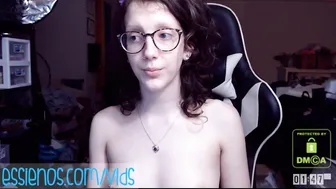 essienos sweet bitch masturbating