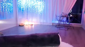 lemontea black-haired confused - having fun in fries