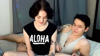 kimbillsweety busty chick caresses shaved pussy