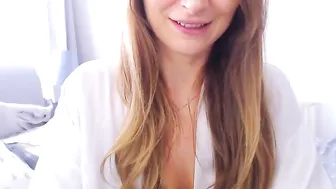 boob_jiggler exquisite mare pulls vagina