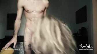 Leolulu impressive young lady puts on beautiful boobs