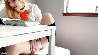 Umaru  private e striptease