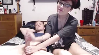 reee4mebb slim girl relish masturbating vagina
