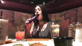 Sucia Loves sexy slut shows a gorgeous body