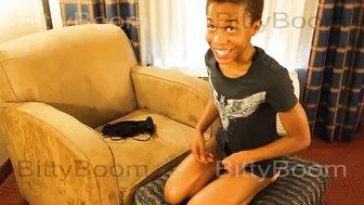 BittyBoom chick is played with vagina