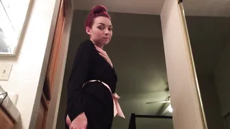Haley420 playfully tease tongue