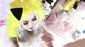 Kiittenymph and her bed fun