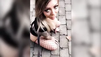 Karma Rx juicy chick fingers her shaved holes