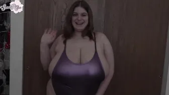 Sarah Rae gorgeous boobs