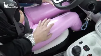 Lara-Cumkitten meter dick in all holes