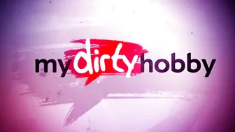 camsoda.com luxurious female caresses pussy