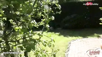 camsoda.com luxurious female caresses pussy