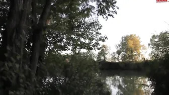 camsoda.com has both slits