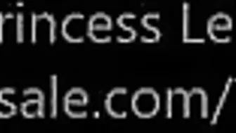 Princess Leia hot chick fingering both holes