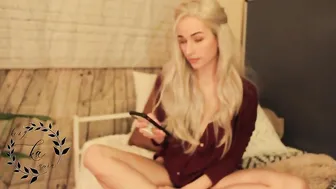 AuroraXoxo big boobs
