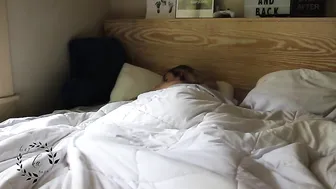 AuroraXoxo blond slut jerking off dick