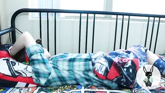 bunnie hughes tender blonde squeezes boobs