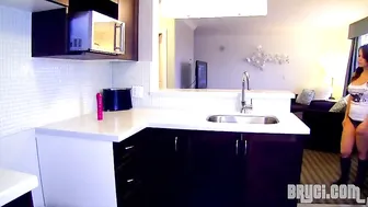 Bryci incendiary queen jumps on sex toy