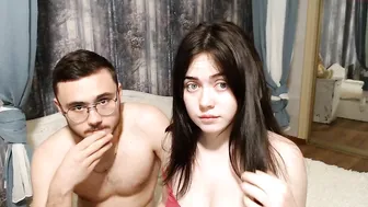 two_dream spicy chick exposes sexy body