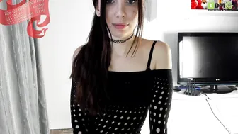 sweety_rinushka naked on the bed