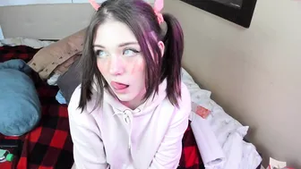 katya_letova sweet babe shining in holes