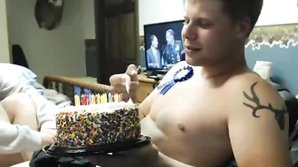 lancehardin minx in hat caresses clit