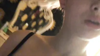 Su4kaPo4em4ka petite brunette babe sucking dildo