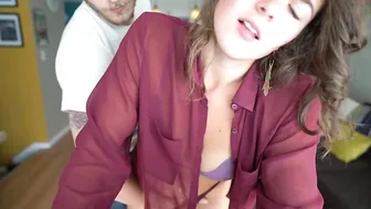 emandbea attractive lady relish fucks vagina with a sex toy