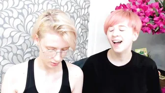 brittany_and_rita gorgeous chick having fun with phallus