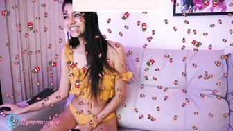 pmaya luxurious trash shows wide vagina