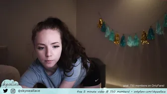 skywallace cute girls fuck sex toy