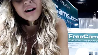 silvercowgirl chick with juicy cap