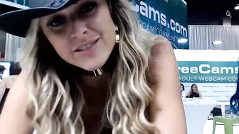 silvercowgirl chick with juicy cap