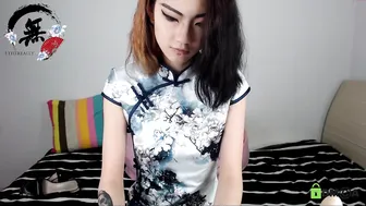 ethereally gorgeous lady relish both holes