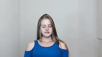 jessi_riks mature slut fucks her cunt with a sex toy