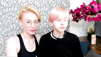 brittany_and_rita crazy doll masturbates shaved pussy