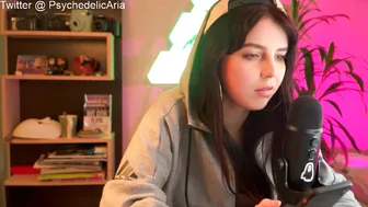 psychedelicariaa myfreecams 20.09.2019