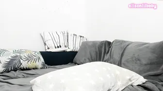 alisonlilbaby busty kitty sucking penis
