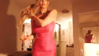 X0_Angel exciting chick