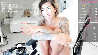 evelyne92 adult mom handjob pussy