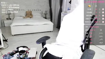 evelyne92 adult mom handjob pussy