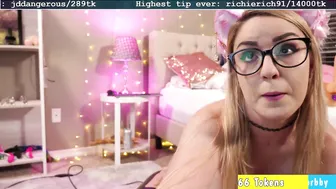 heatherbby9 sexy babe dancing striptease