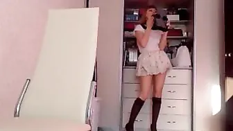 hubbabubba25 playfully tease tongue